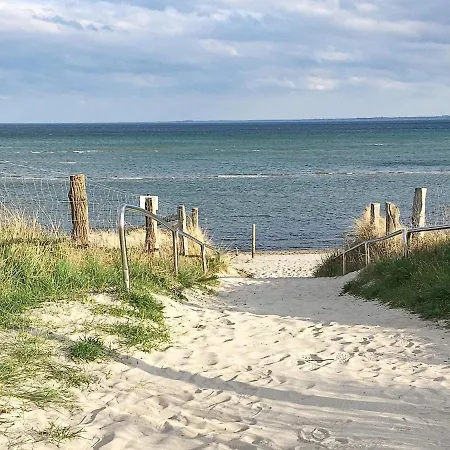 4 Person Holiday In * Grömitz