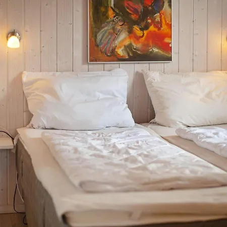 4 Person Holiday In Groemitz