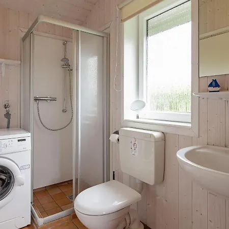 4 Person Holiday In Semesterbostad